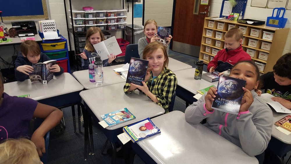 Rotarians explain the dictionary program